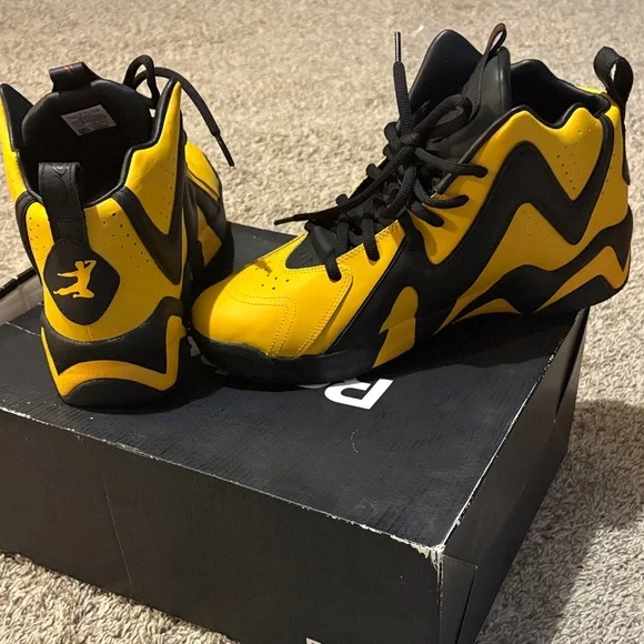 Rare Bruce Lee Reebok Kamikaze II Bait Black and Yellow Sneakers - Picture 1 of 8